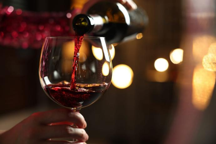 Gourmet yacht provisioning in Italy: fine wines, artisanal foods, and luxury items delivered directly onboard.