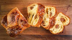 RAW FLAKY BRIOCHE (LILIAN BONNEFOI )